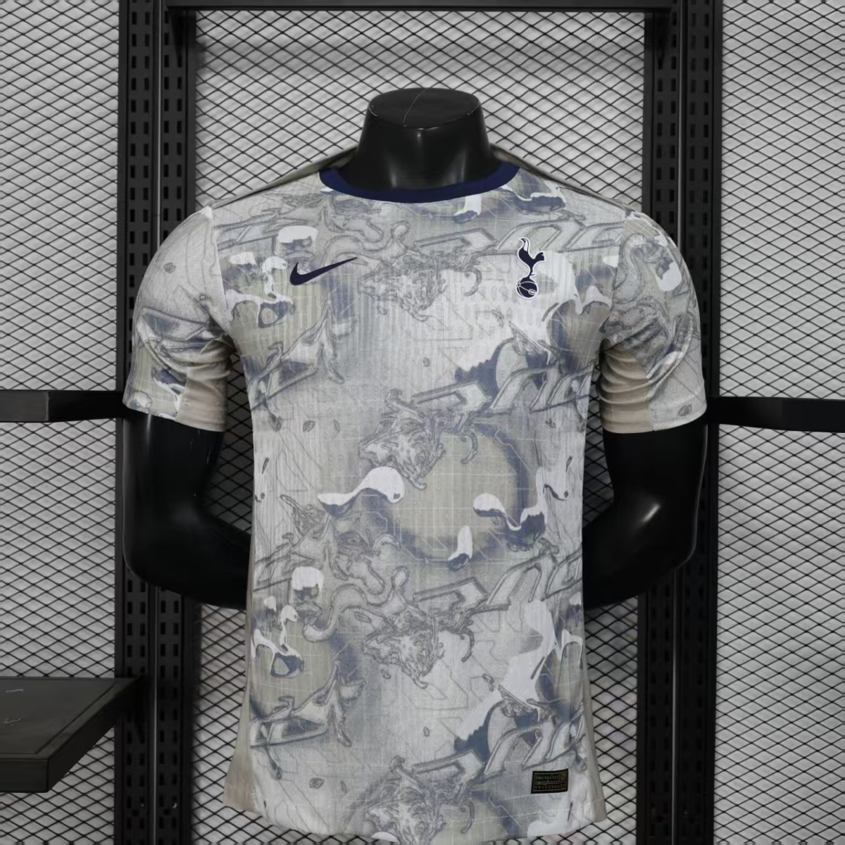 CAMISETA ENTRENAMIENTO TOTTENHAM 25/26 VERSIÓN JUGADOR