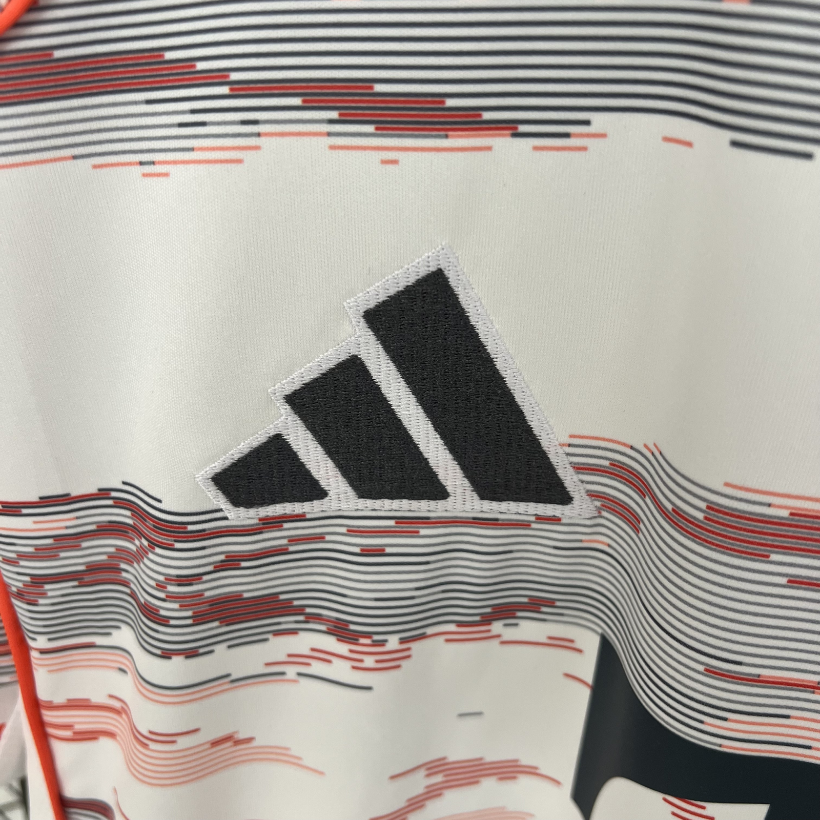 CAMISETA SEGUNDA EQUIPACIÓN BAYERN MUNICH 25/26 VERSIÓN FAN - Imagen 2