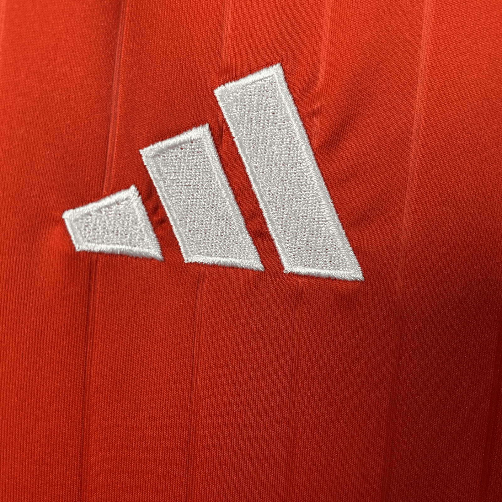 CAMISETA PRIMERA EQUIPACIÓN AL AHLY 25/26 VERSIÓN FAN - Imagen 3