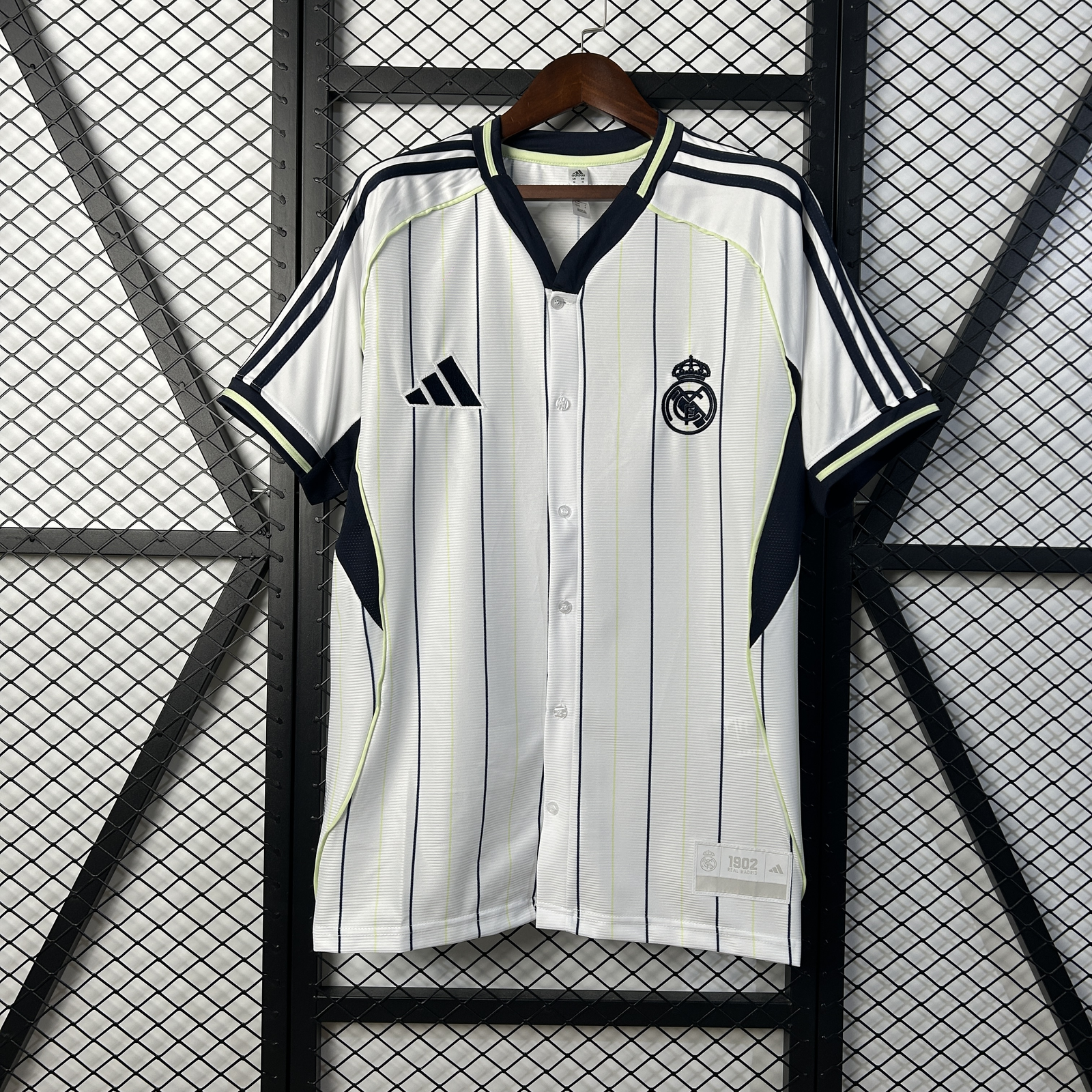 CAMISETA BÉISBOL REAL MADRID 25/26