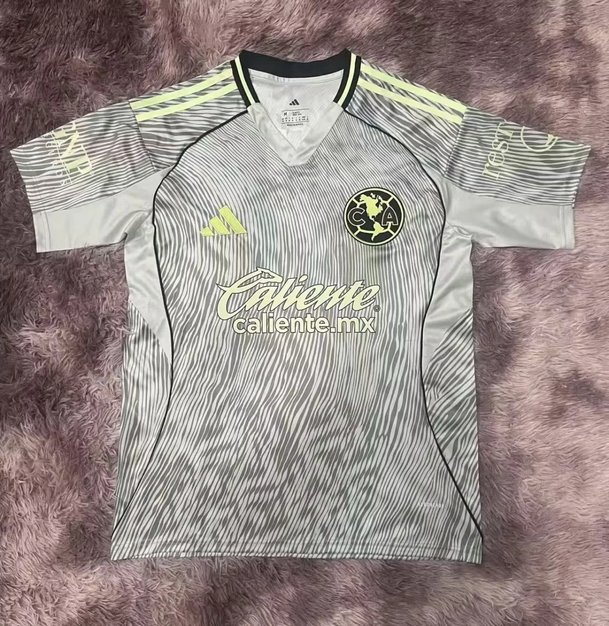 CAMISETA TERCERA EQUIPACIÓN CLUB AMÉRICA 25/26 VERSIÓN FAN