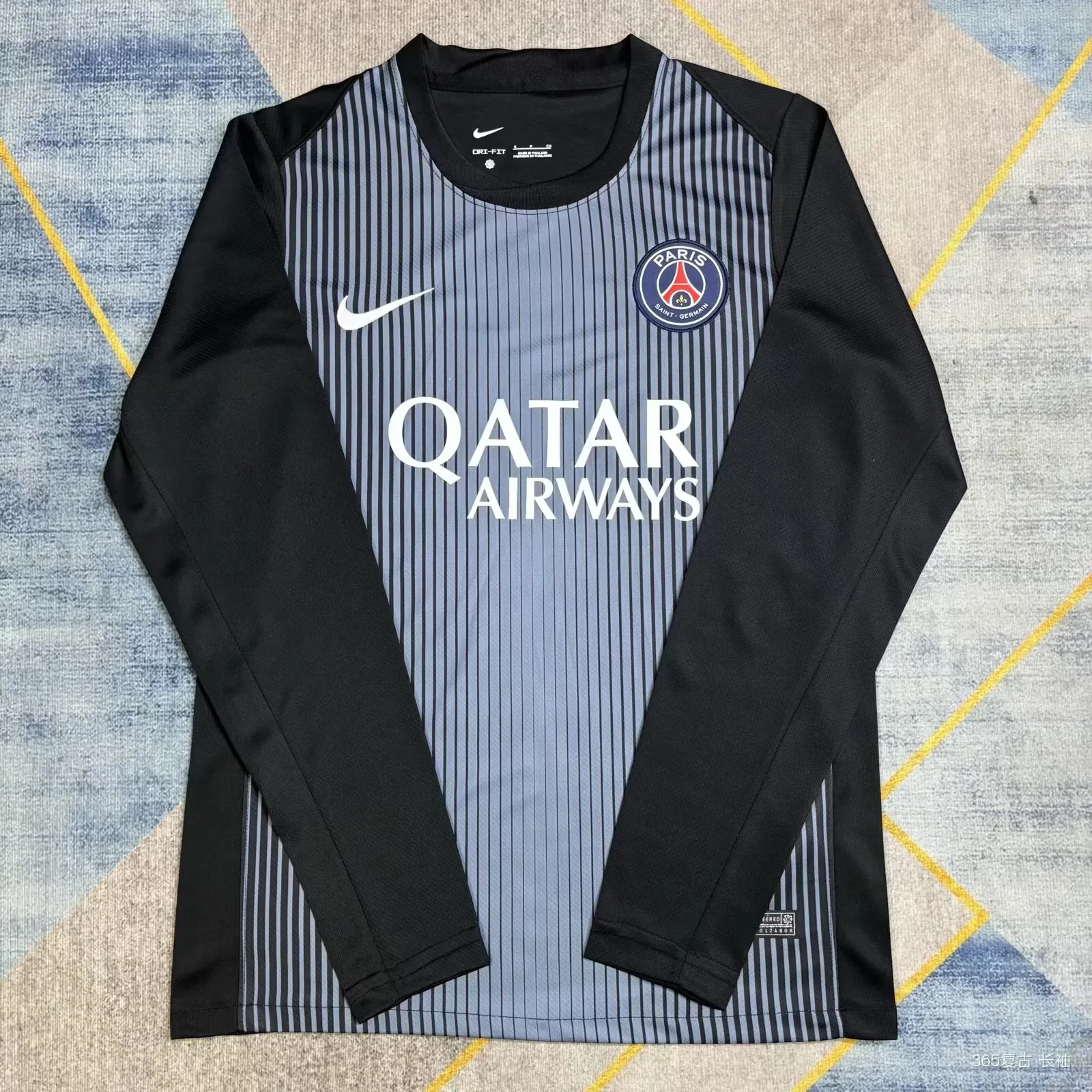 CAMISETA ARQUERO PSG 25/26 VERSIÓN FAN