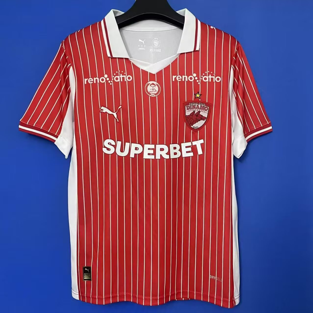 CAMISETA PRIMERA EQUIPACIÓN DINAMO BUCAREST 25/26 VERSIÓN FAN