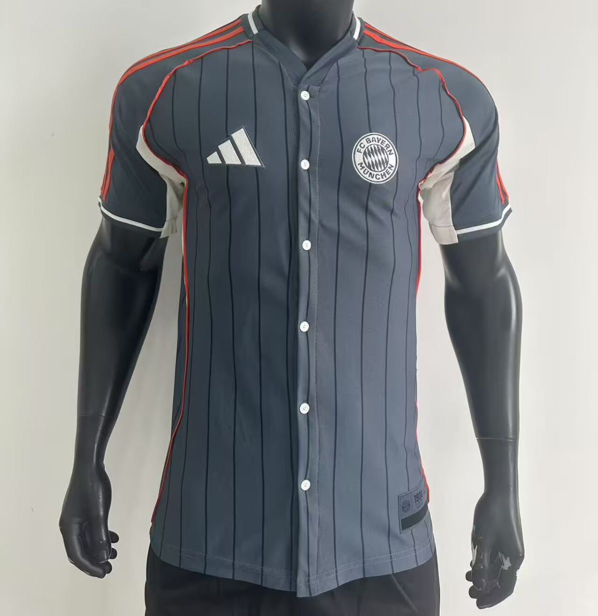 CAMISETA BÉISBOL BAYERN MUNICH 25/26 VERSIÓN JUGADOR