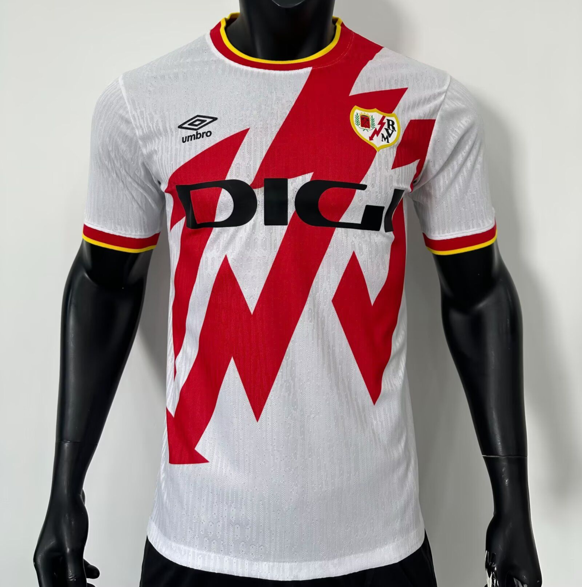 CAMISETA PRIMERA EQUIPACIÓN RAYO VALLECANO 25/26 VERSIÓN JUGADOR