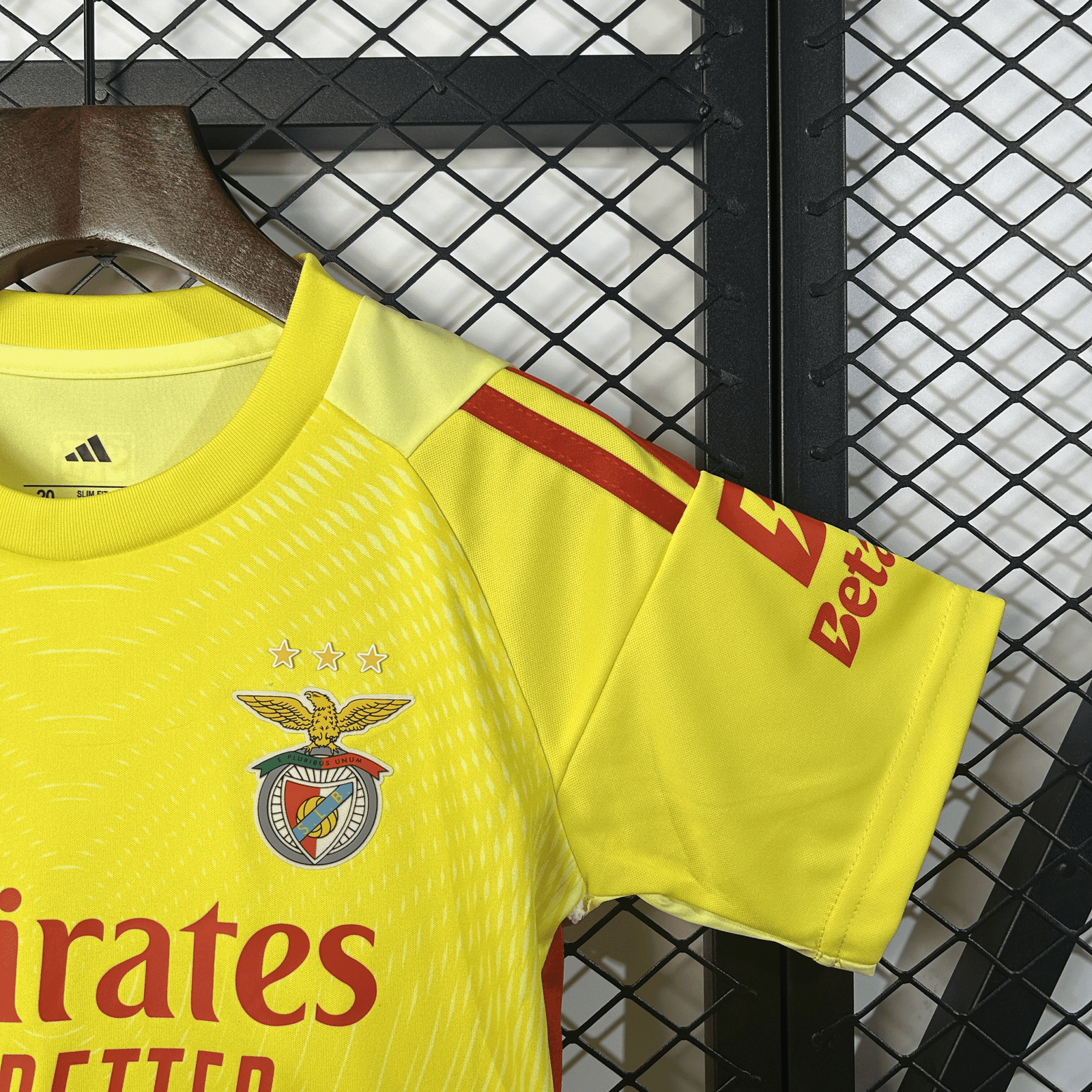 CAMISETA ARQUERO BENFICA 25/26 VERSIÓN INFANTIL - Imagen 5