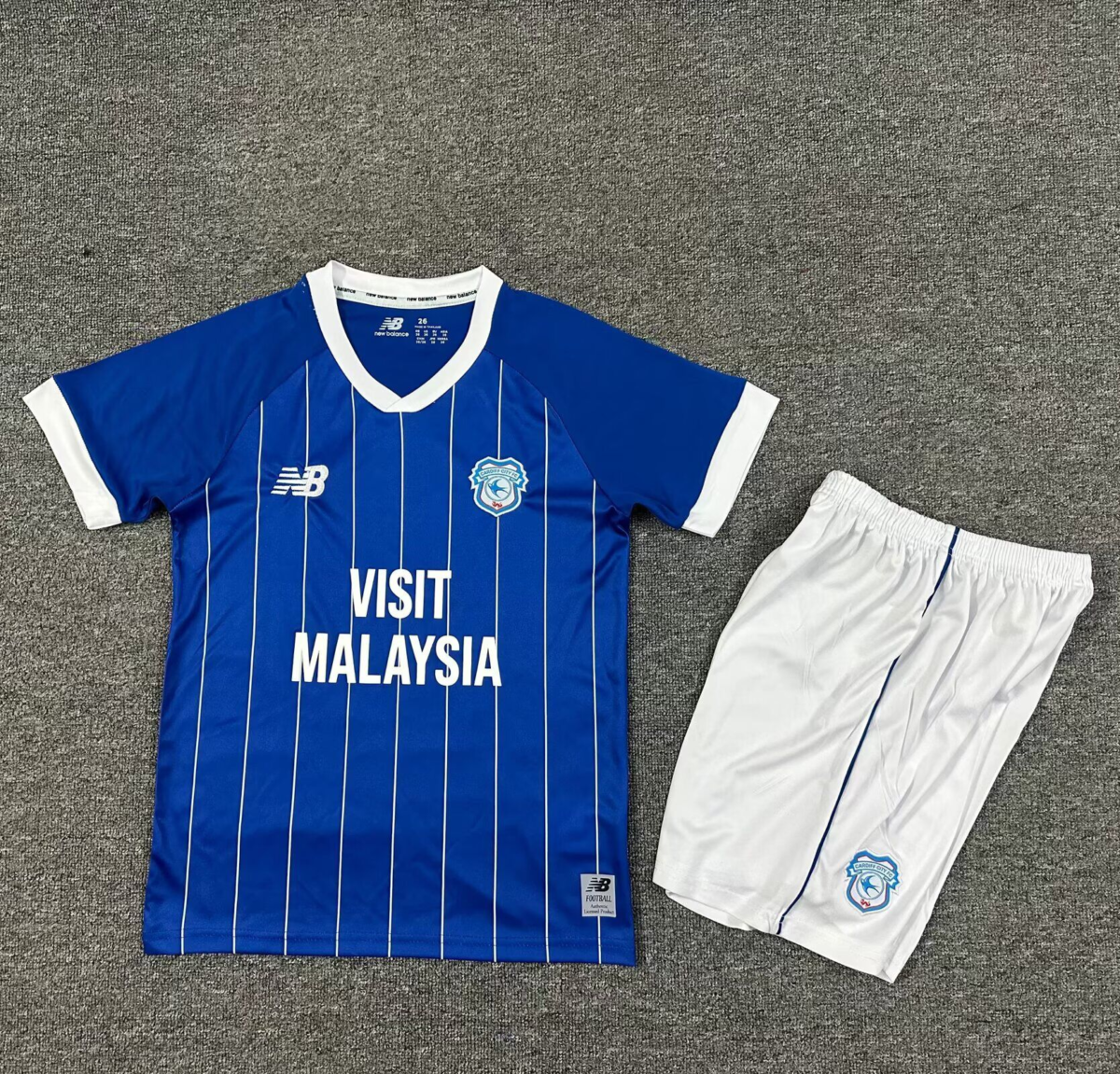 CAMISETA PRIMERA EQUIPACIÓN CARDIFF CITY 25/26 VERSIÓN INFANTIL