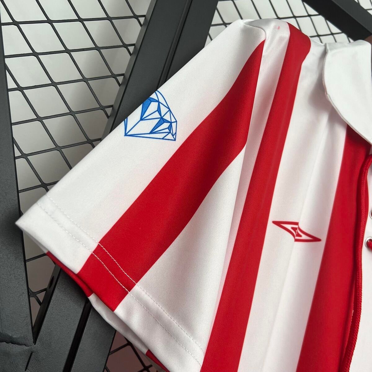 CAMISETA EDICIÓN ESPECIAL GRANADA 2005/06 - Imagen 2