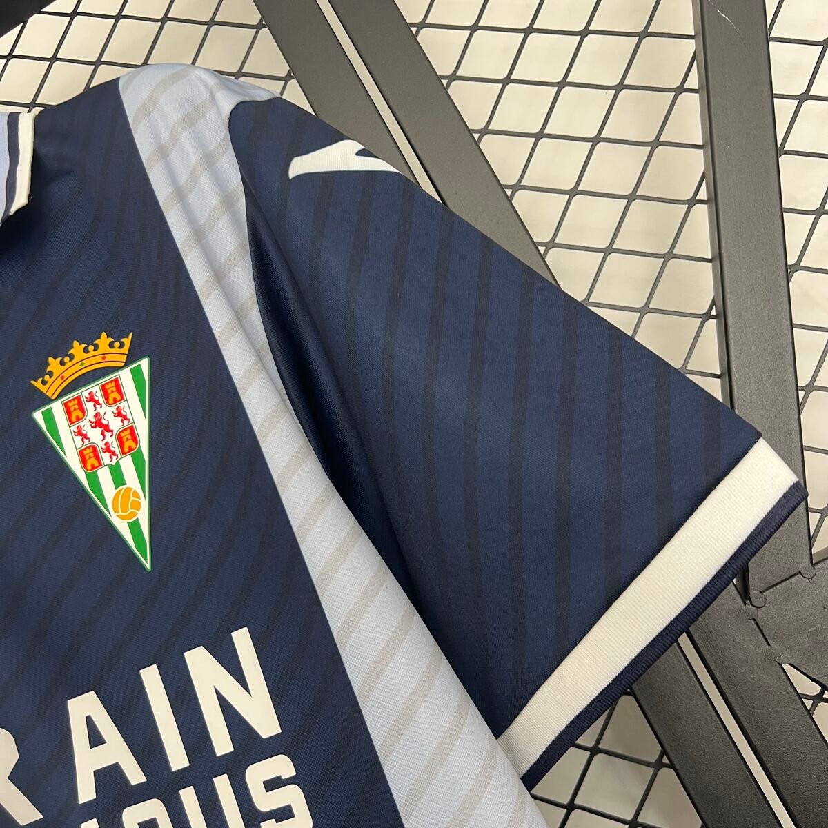CAMISETA SEGUNDA EQUIPACIÓN CÓRDOBA 25/26 VERSIÓN FAN - Imagen 6