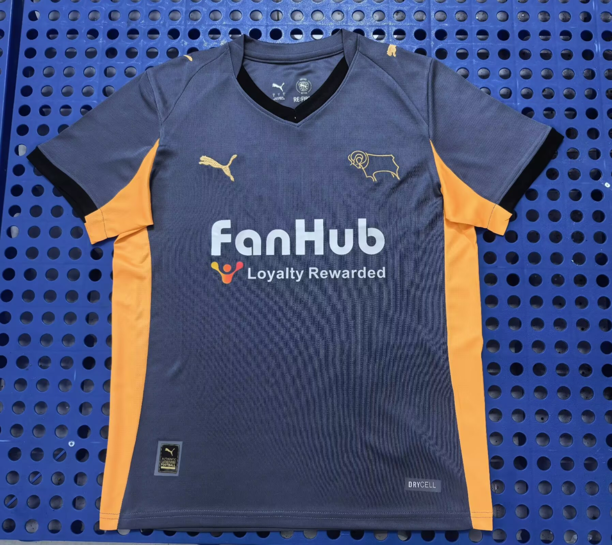 CAMISETA SEGUNDA EQUIPACIÓN DERBY COUNTY 25/26 VERSIÓN FAN