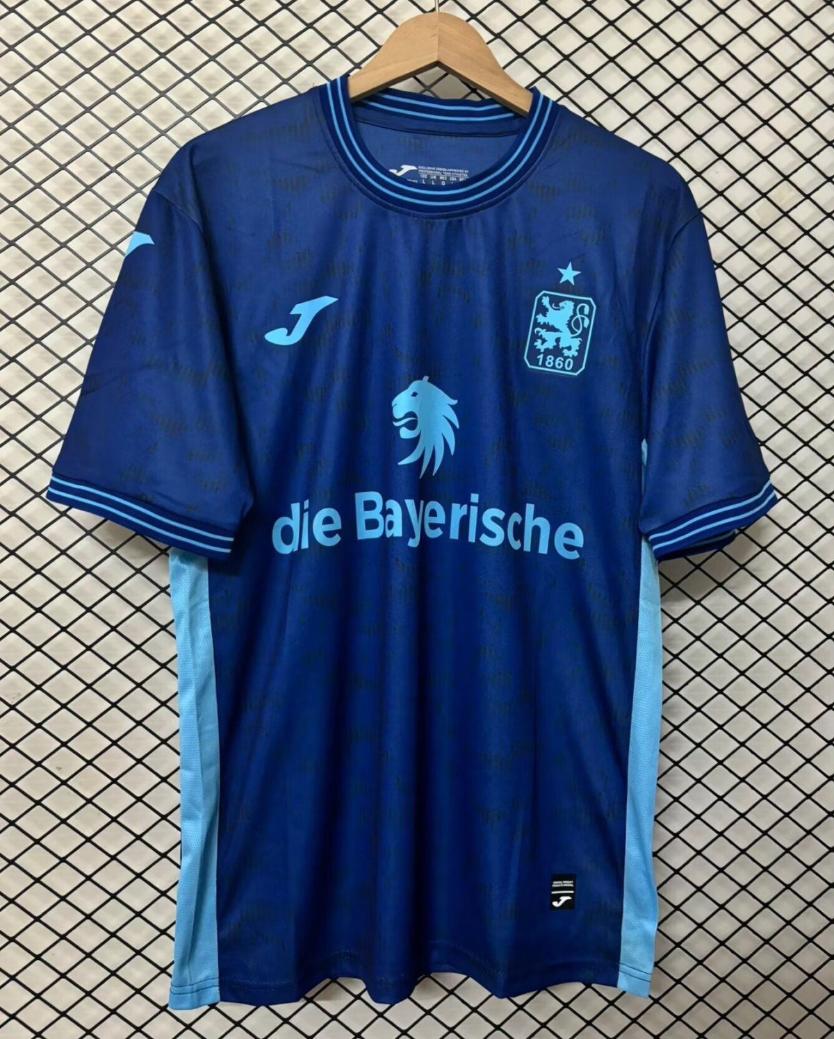 CAMISETA SEGUNDA EQUIPACIÓN TSV 1860 MUNCHEN 25/26 VERSIÓN FAN