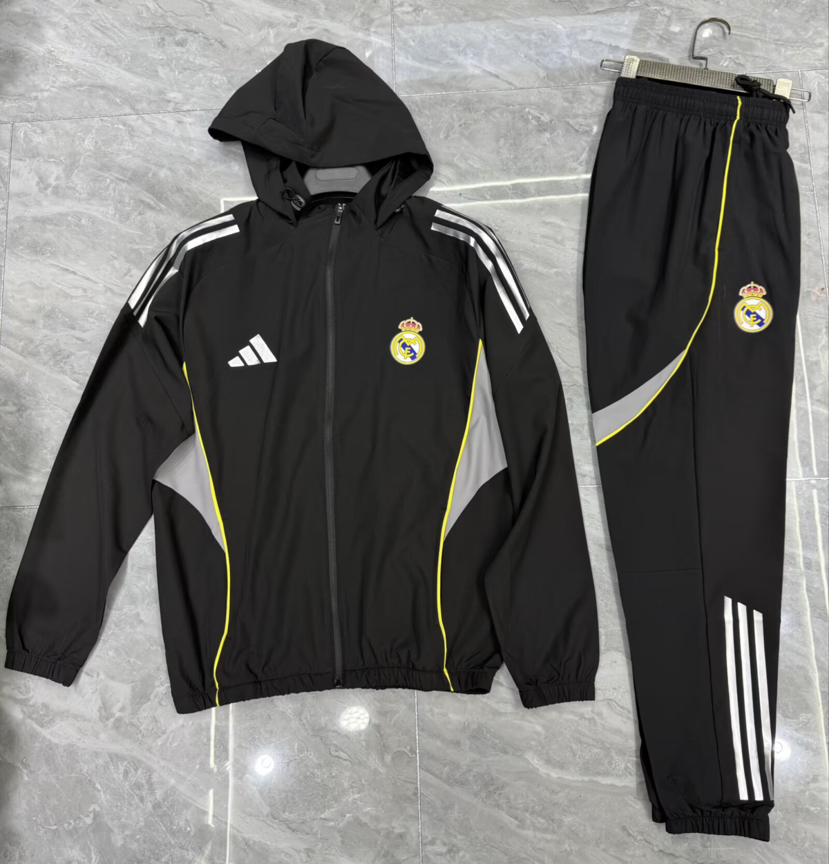 CORTAVIENTOS REAL MADRID