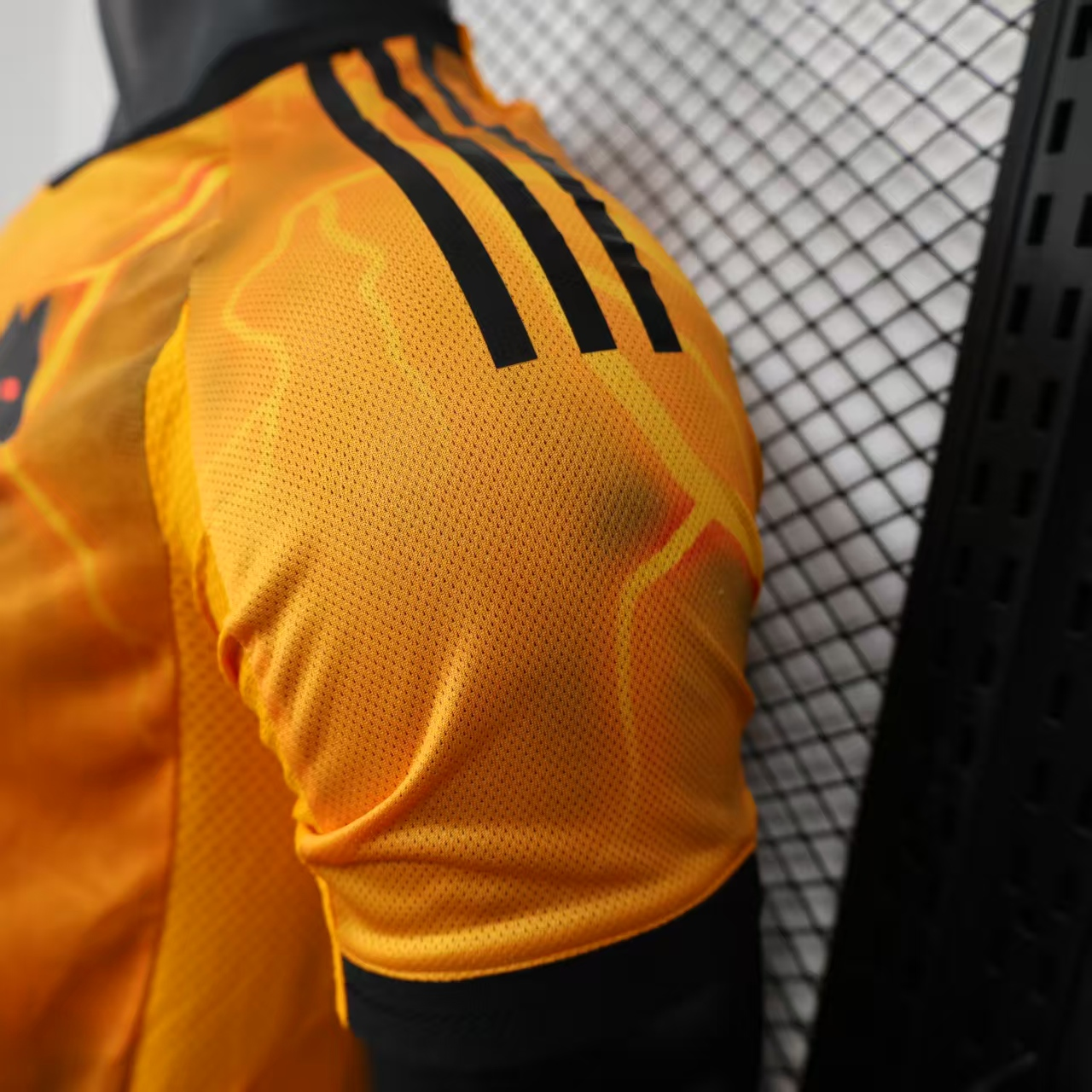 CAMISETA SEGUNDA EQUIPACIÓN AS ROMA 25/26 VERSIÓN JUGADOR - Imagen 6