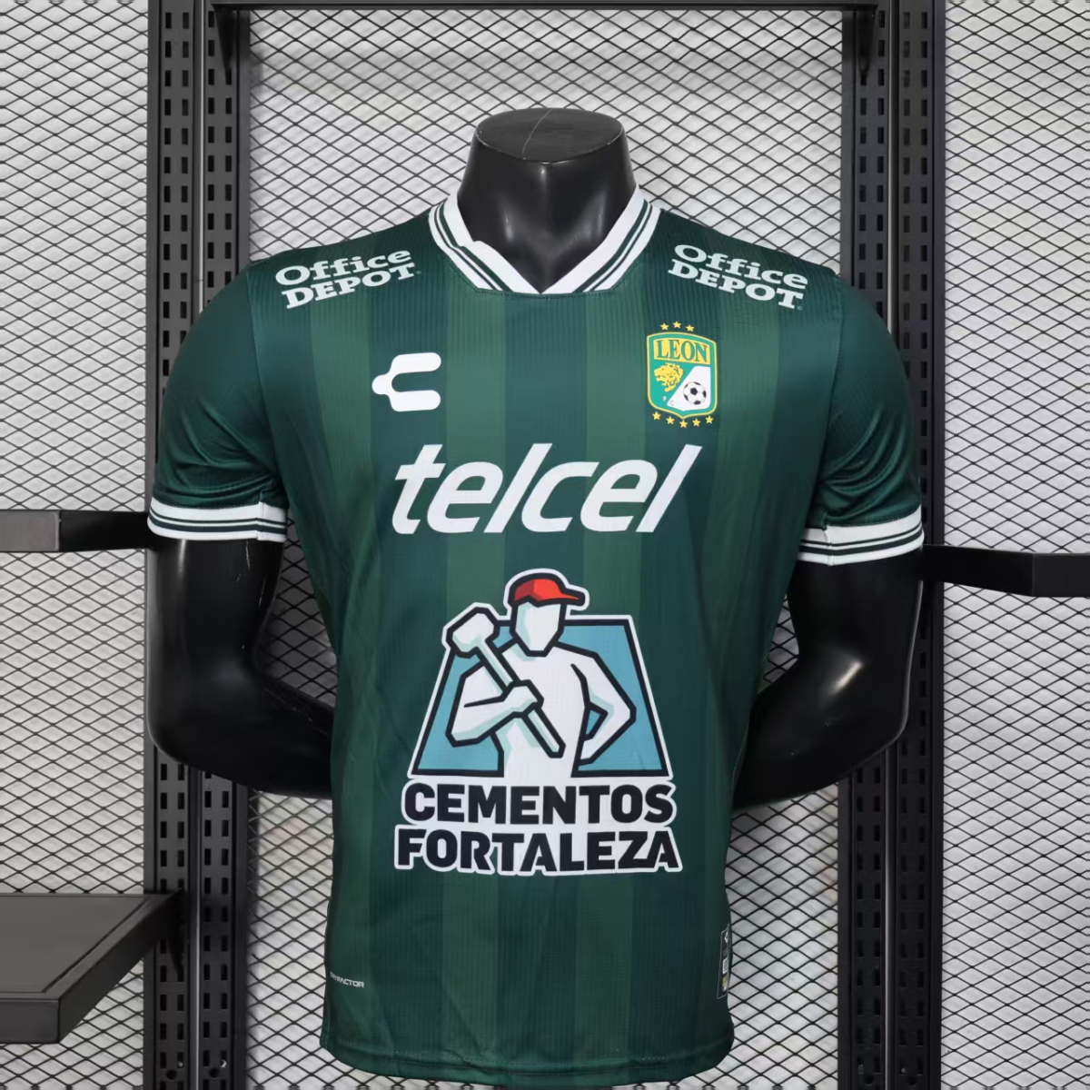 CAMISETA PRIMERA EQUIPACIÓN LEÓN 25/26 VERSIÓN JUGADOR