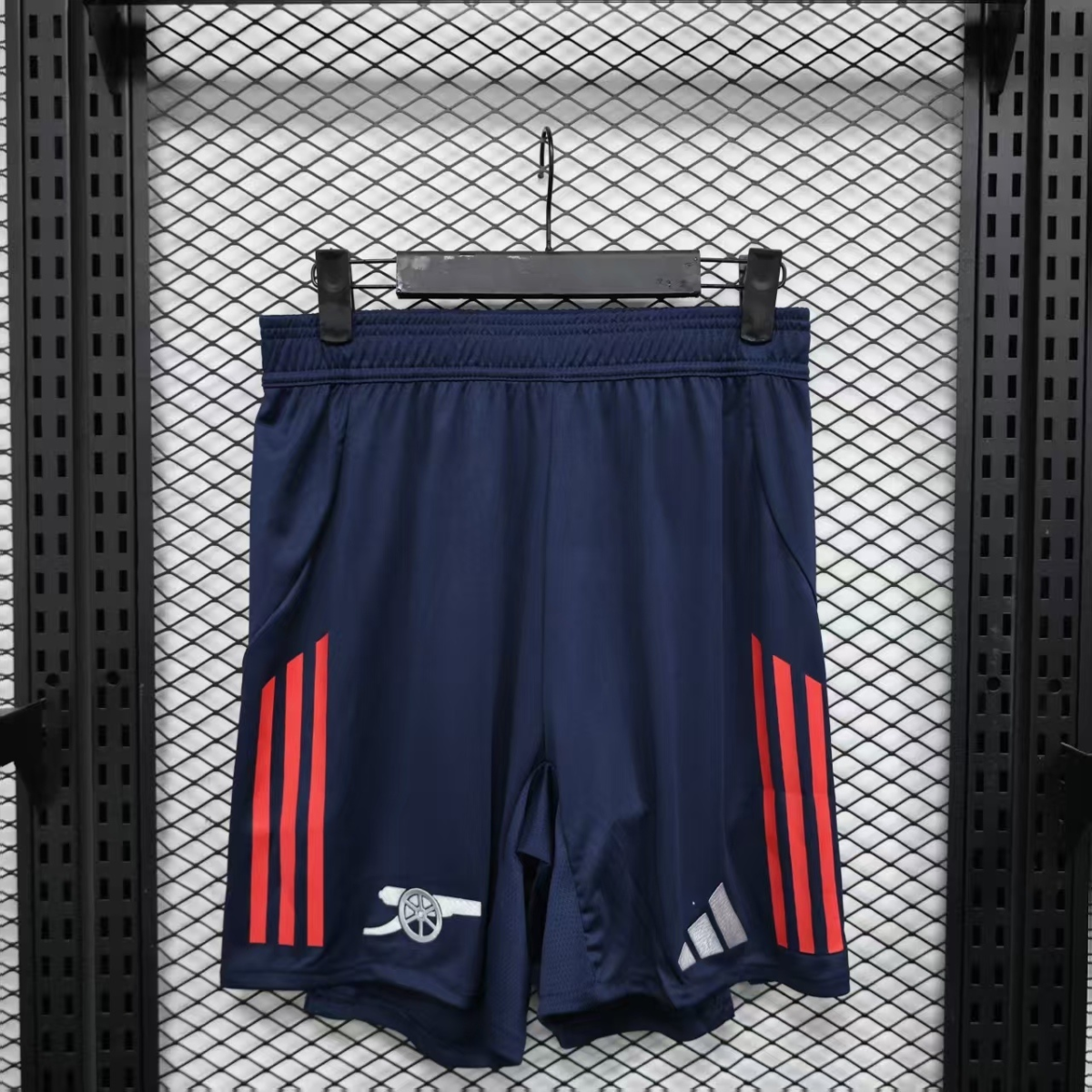 SHORTS SEGUNDA EQUIPACIÓN ARSENAL 25/26 VERSIÓN JUGADOR