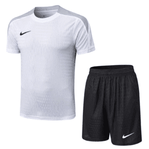CONJUNTO DE ENTRENAMIENTO NIKE VERSIÓN JUGADOR