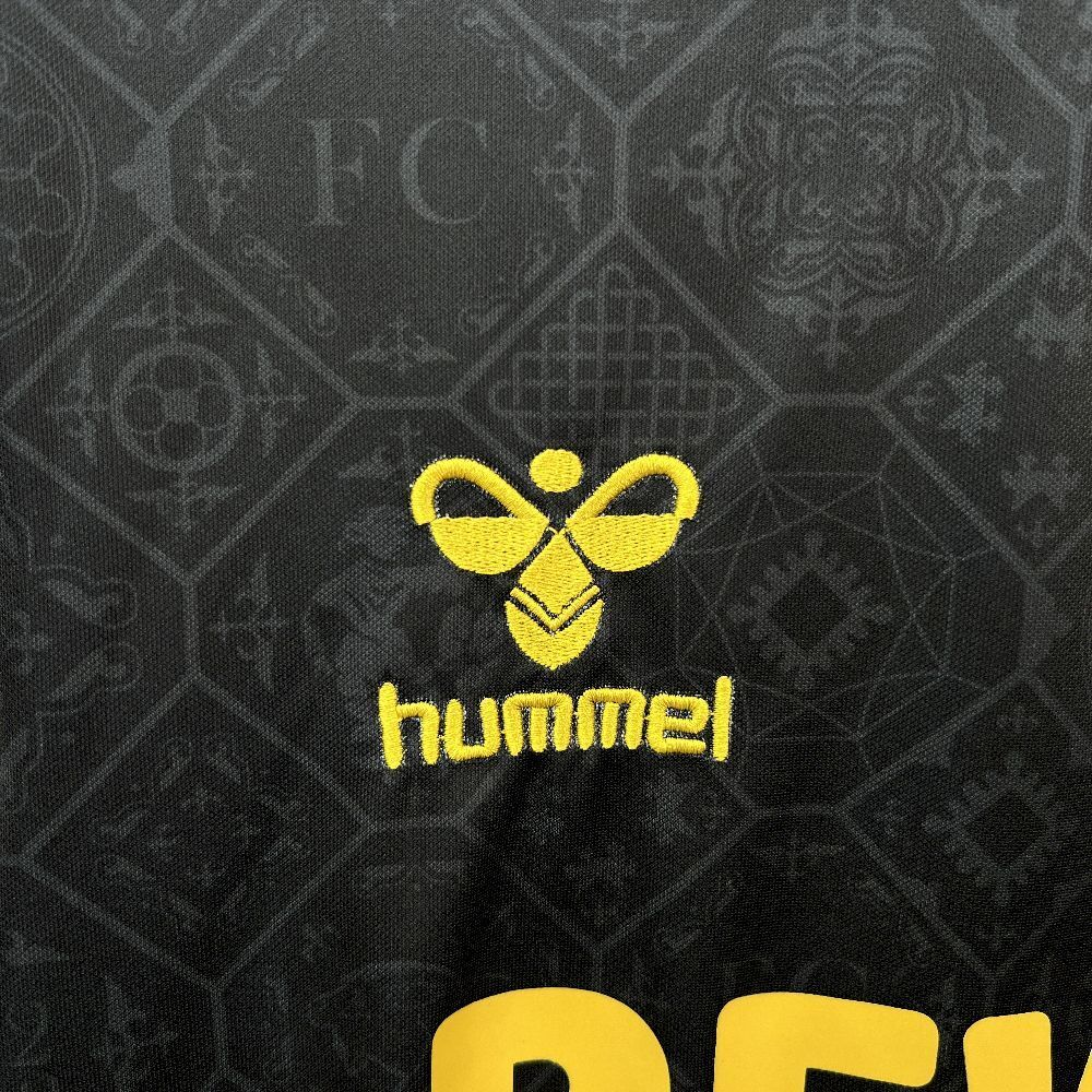 CAMISETA TERCERA EQUIPACIÓN 1. FC KOLN 25/26 VERSIÓN FAN - Imagen 2