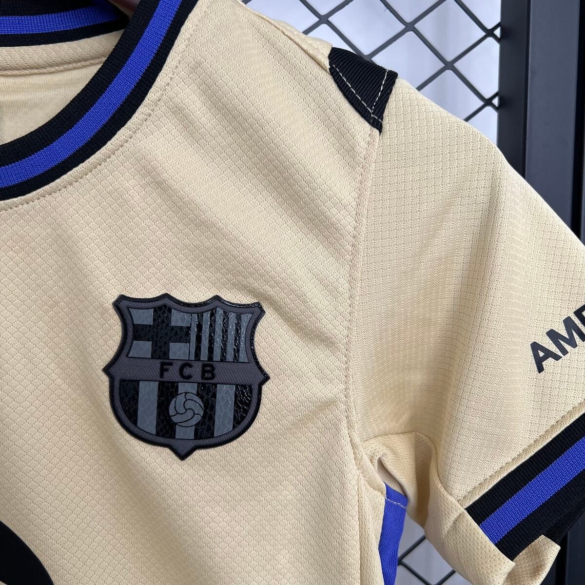 CAMISETA SEGUNDA EQUIPACIÓN BARCELONA 25/26 VERSIÓN INFANTIL - Imagen 4