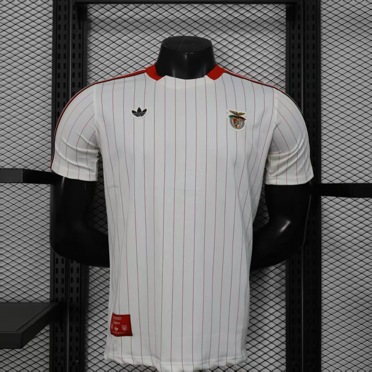 POLERA DE SALIDA BENFICA 25/26 VERSIÓN JUGADOR