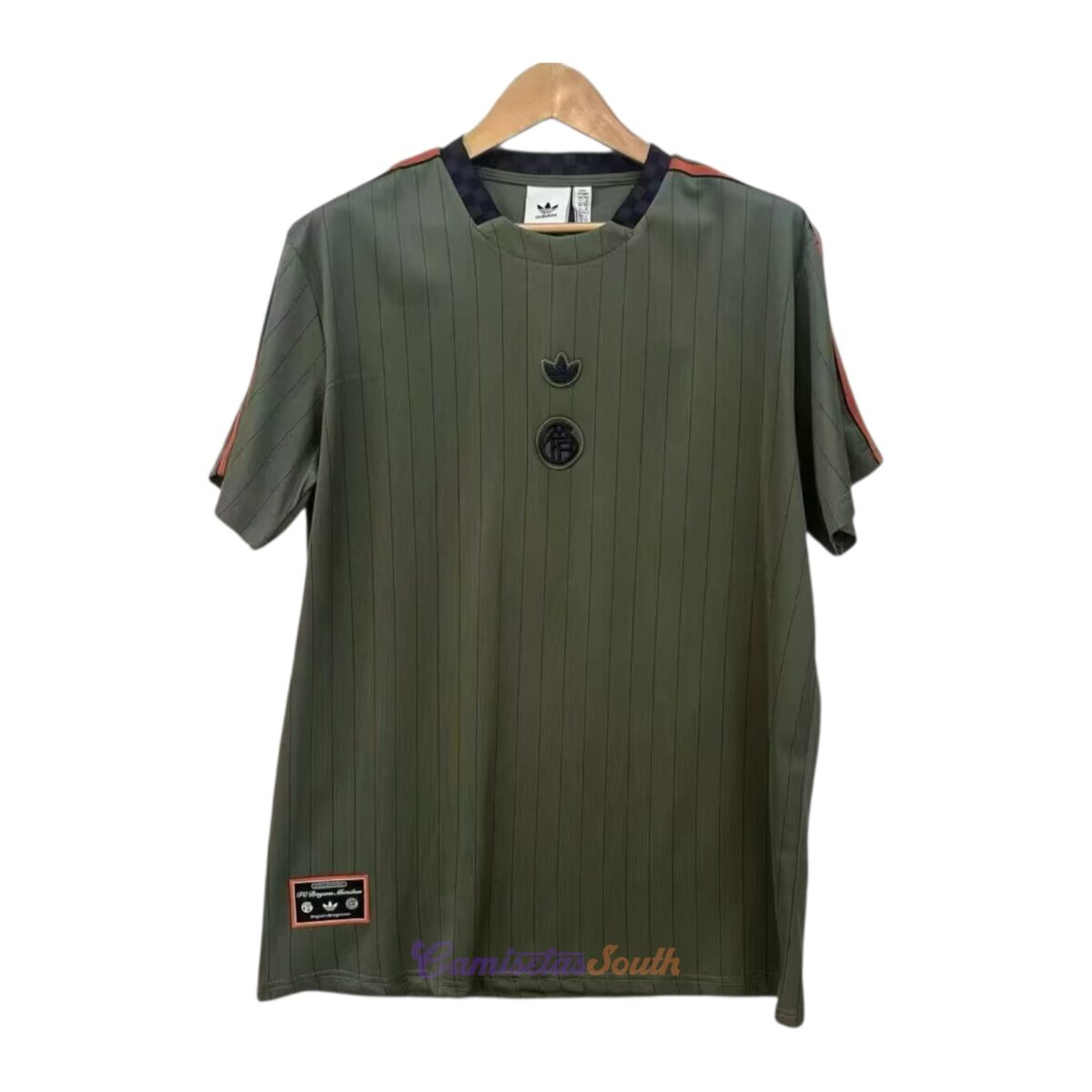 POLERA DE SALIDA BAYERN MUNICH 25/26 VERSIÓN FAN