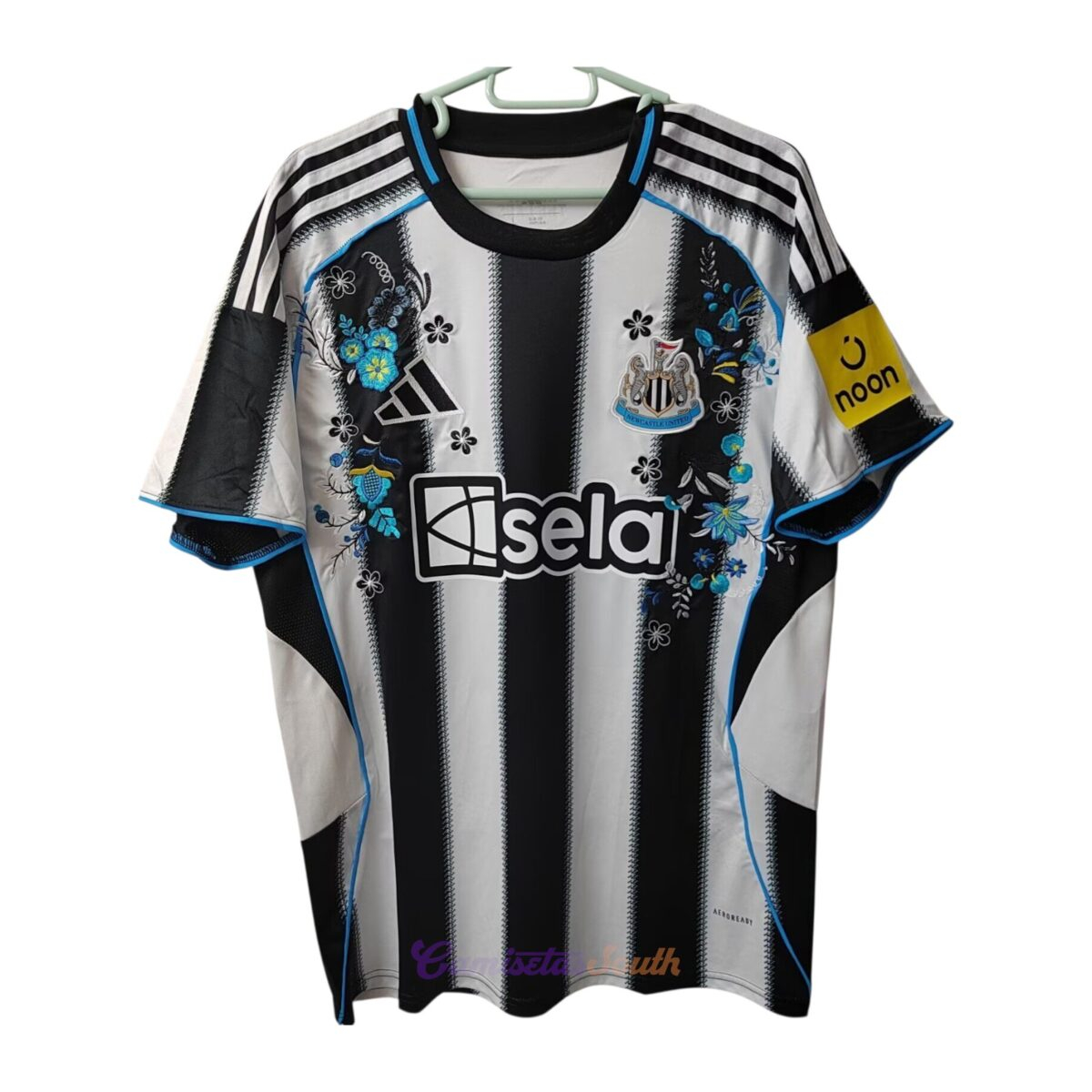 CAMISETA CONCEPTO NEWCASTLE VERSIÓN FAN