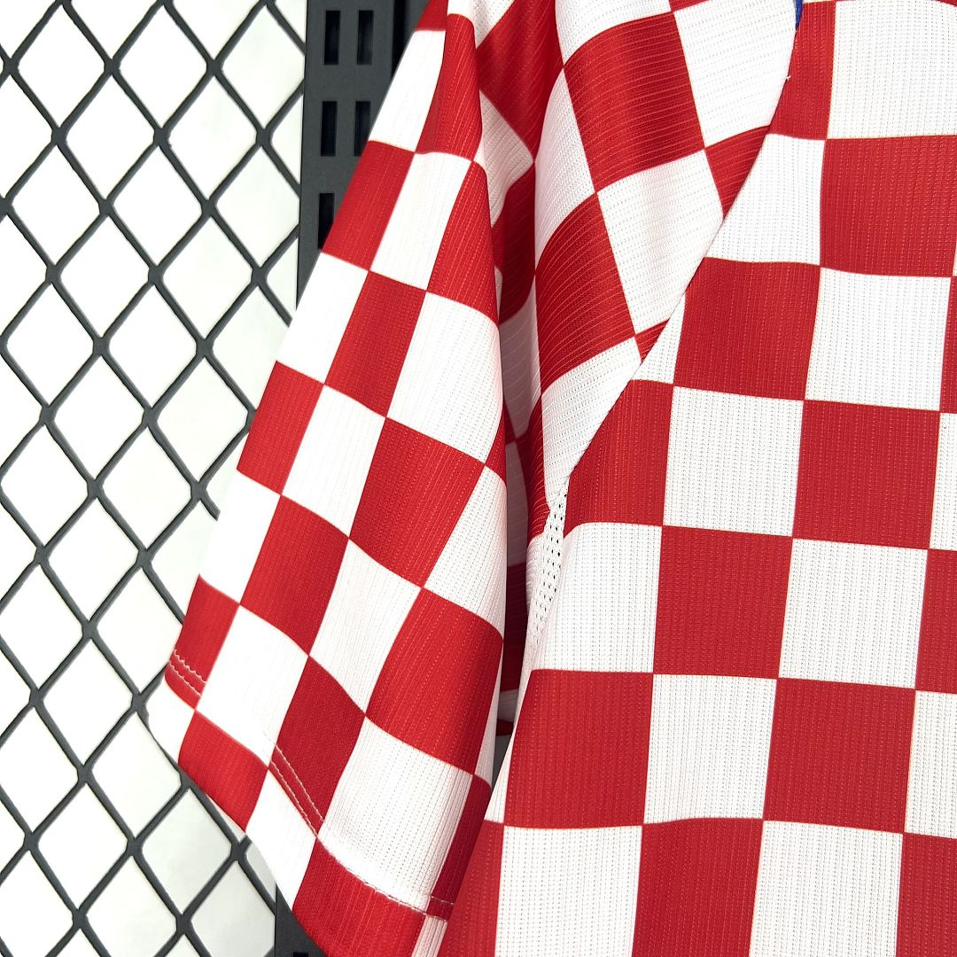 CAMISETA PRIMERA EQUIPACIÓN CROACIA 2026 VERSIÓN FAN - Imagen 2