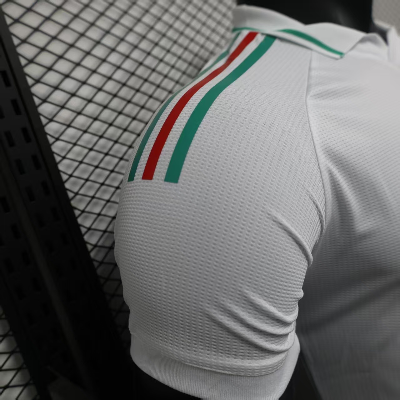 CAMISETA SEGUNDA EQUIPACIÓN GALES 2026 VERSIÓN JUGADOR - Imagen 5