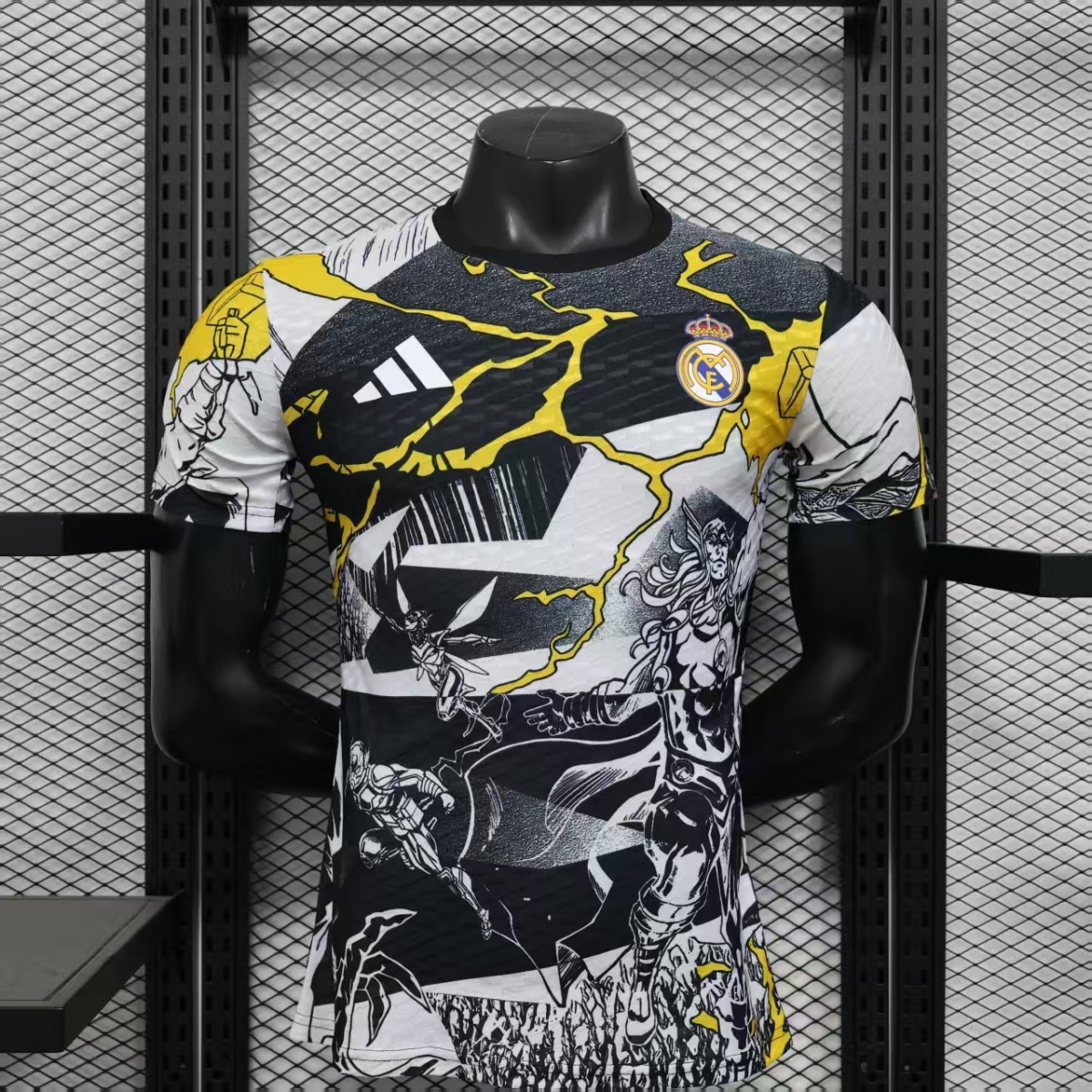 CAMISETA EDICIÓN ESPECIAL MARVEL x REAL MADRID 25/26 VERSIÓN JUGADOR