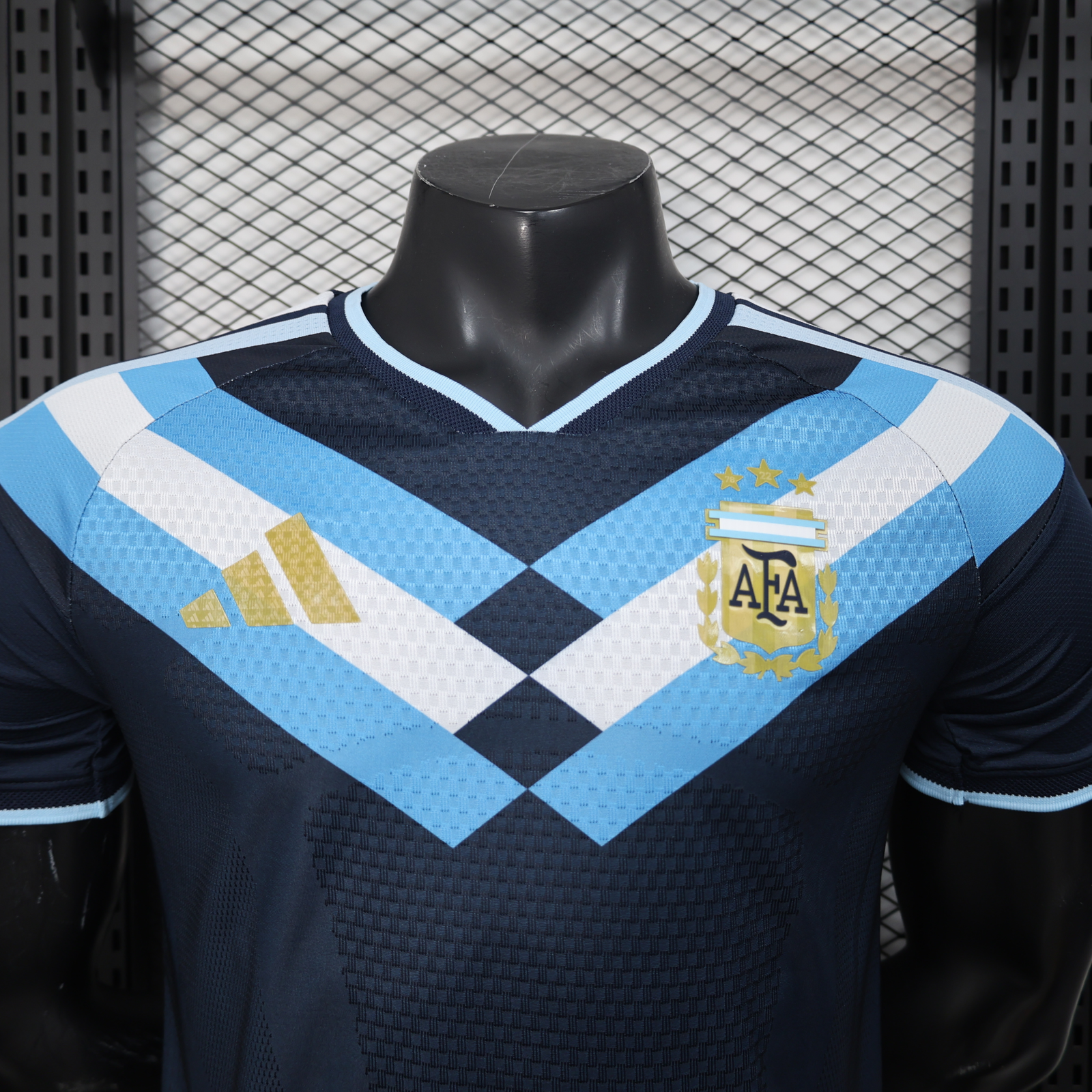 CAMISETA CONCEPTO ARGENTINA VERSIÓN JUGADOR - Imagen 2