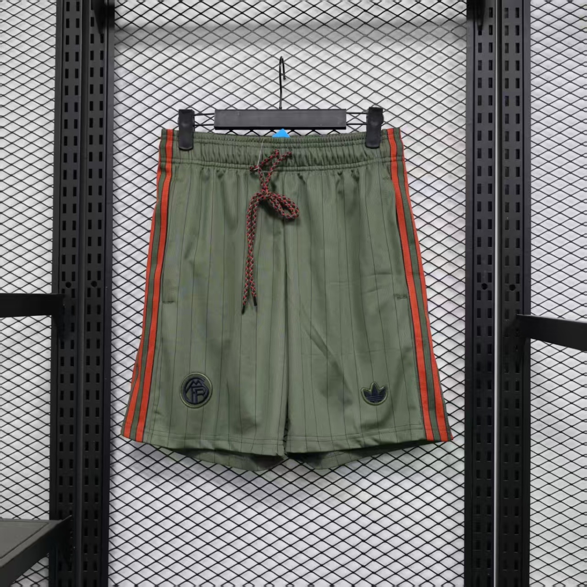 SHORTS EDICIÓN ESPECIAL BAYERN MUNICH 25/26