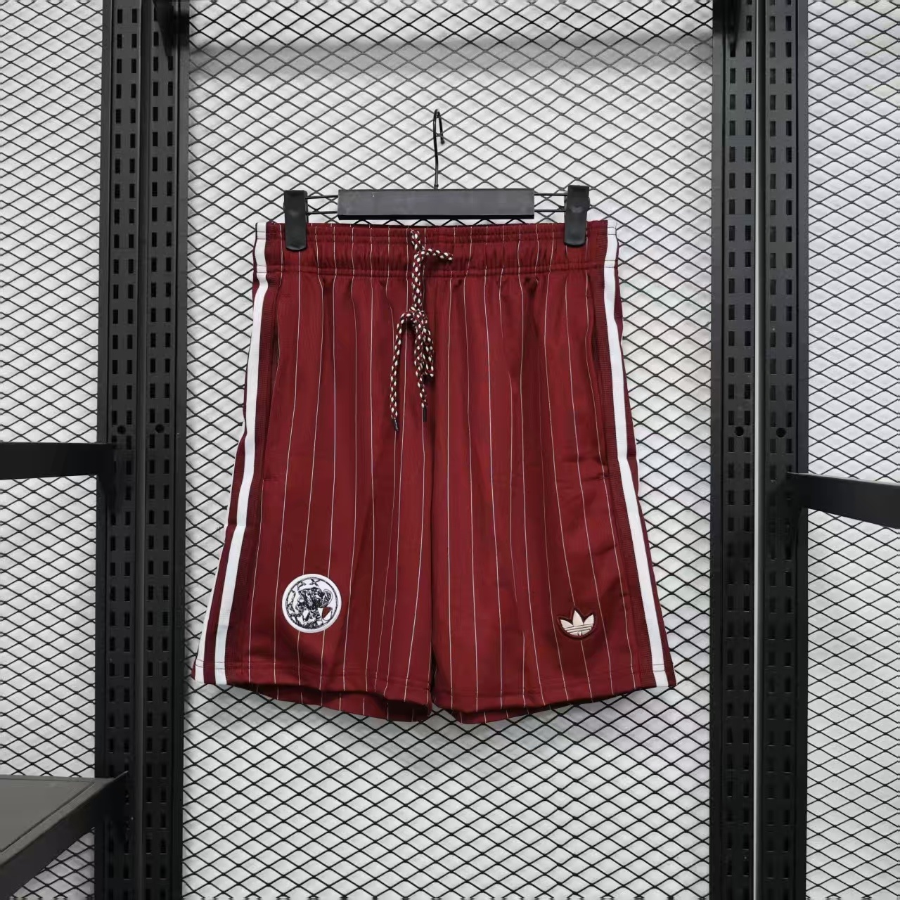 SHORTS EDICIÓN ESPECIAL AJAX 25/26