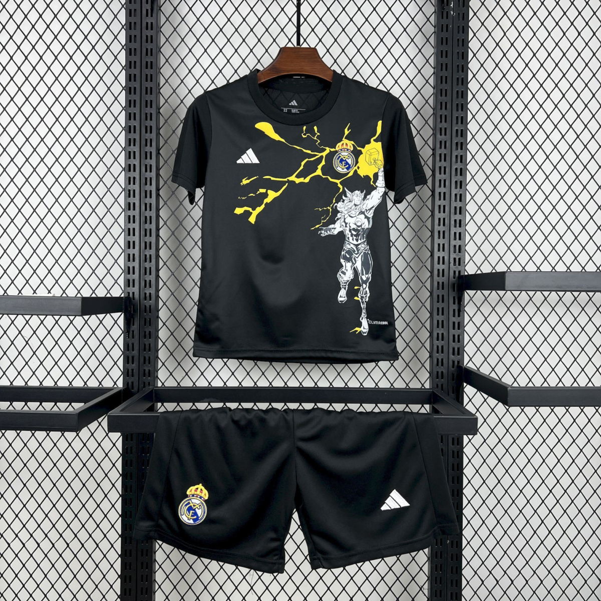 CAMISETA EDICIÓN ESPECIAL MARVEL x REAL MADRID 25/26 VERSIÓN INFANTIL