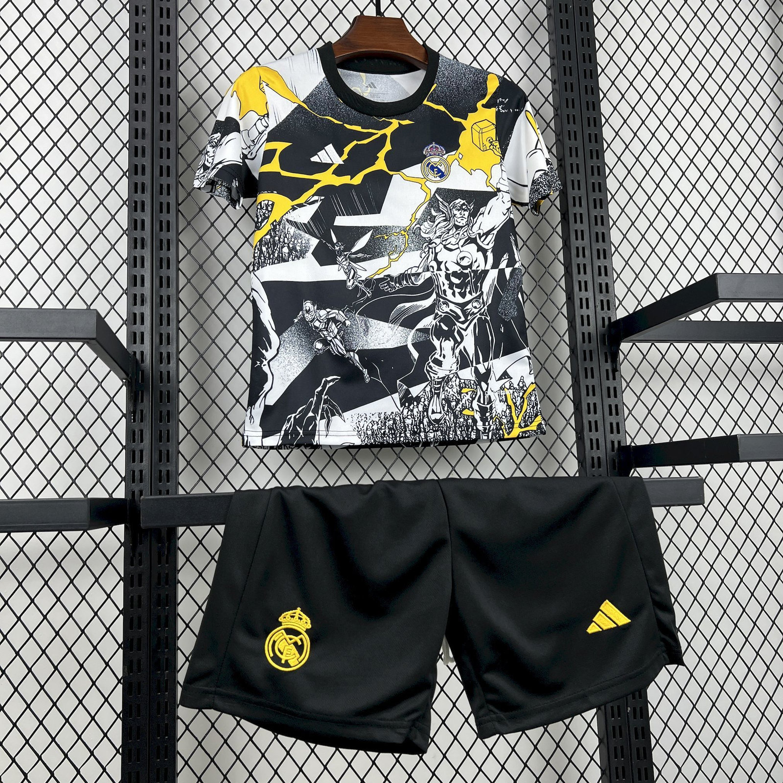 CAMISETA EDICIÓN ESPECIAL MARVEL x REAL MADRID 25/26 VERSIÓN INFANTIL - Imagen 5