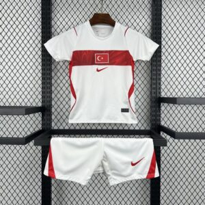 CAMISETA PRIMERA EQUIPACIÓN TURQUÍA 2026 VERSIÓN INFANTIL