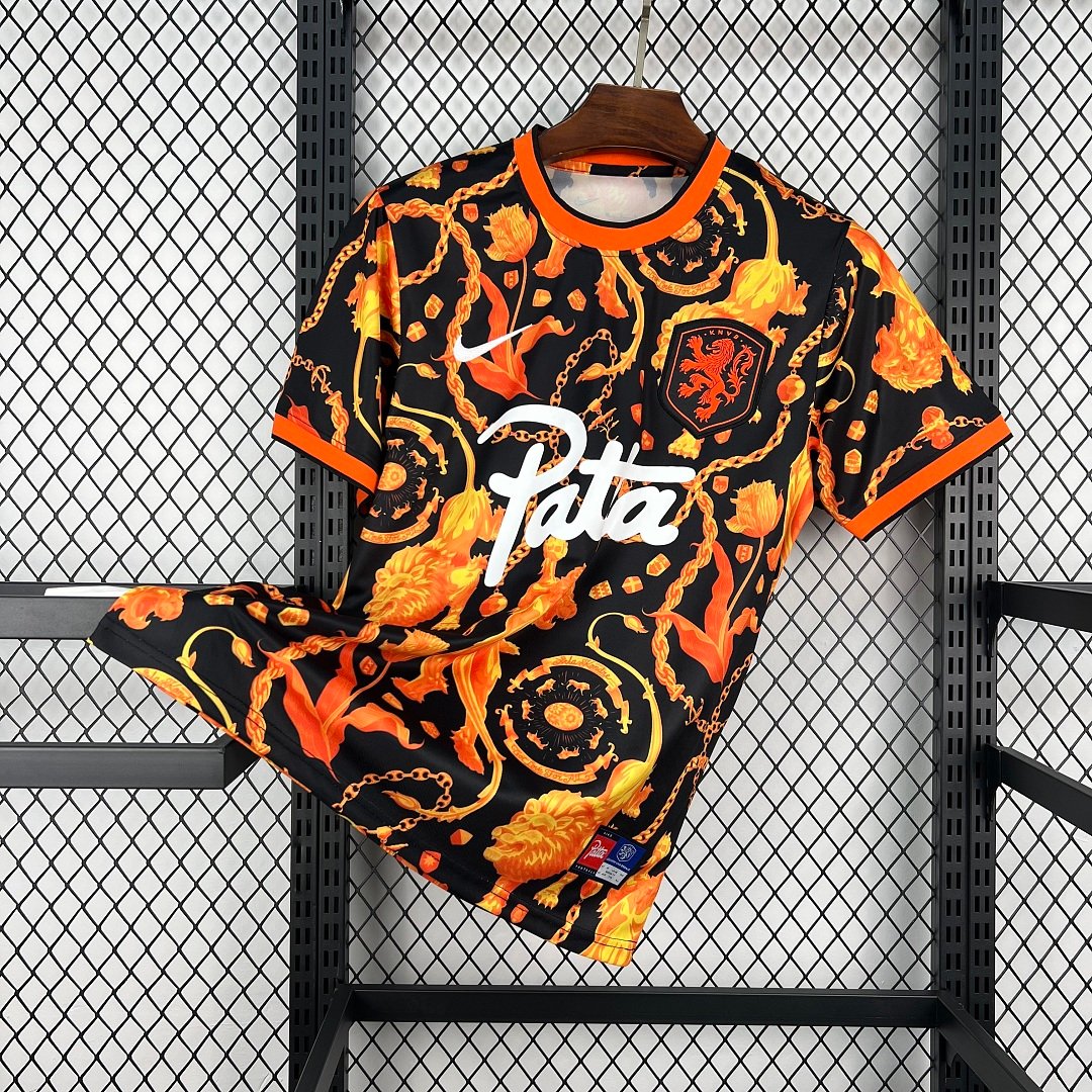 CAMISETA ENTRENAMIENTO x PATTA PAÍSES BAJOS 2026 VERSIÓN FAN