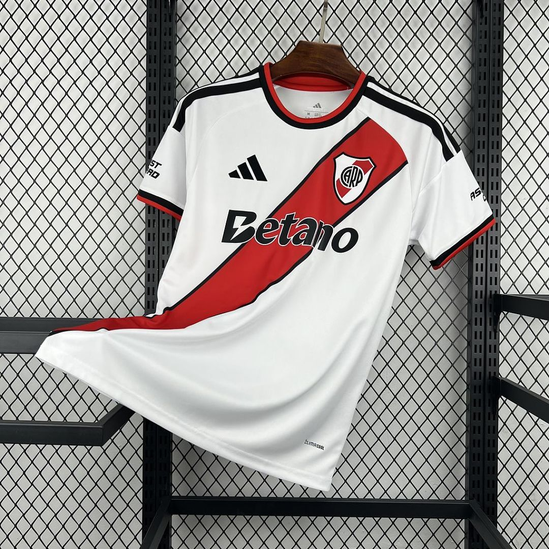 CAMISETA PRIMERA EQUIPACIÓN RIVER PLATE 2026 VERSIÓN FAN