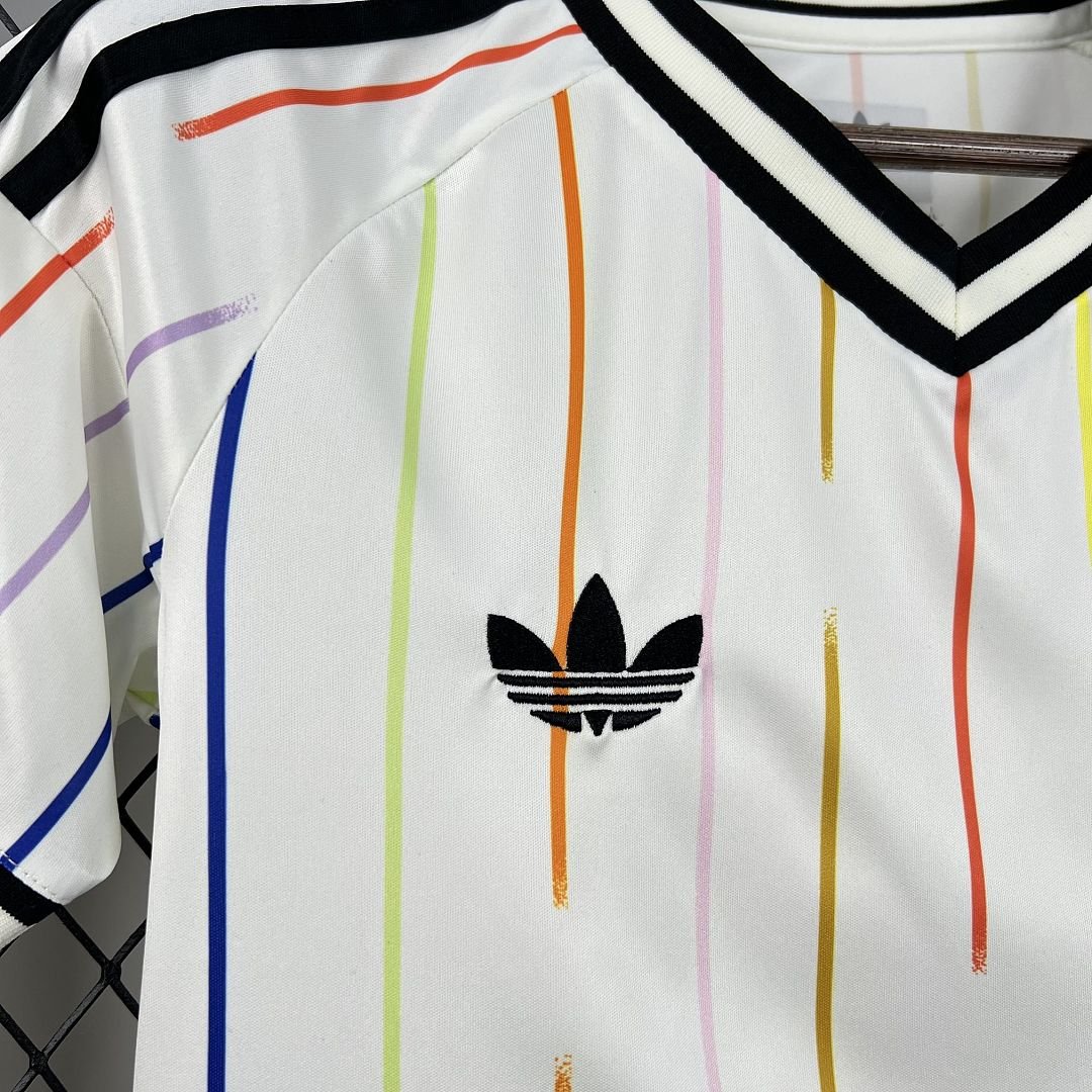 CAMISETA SEGUNDA EQUIPACIÓN JAPÓN 2026 VERSIÓN FEMENINA - Imagen 3