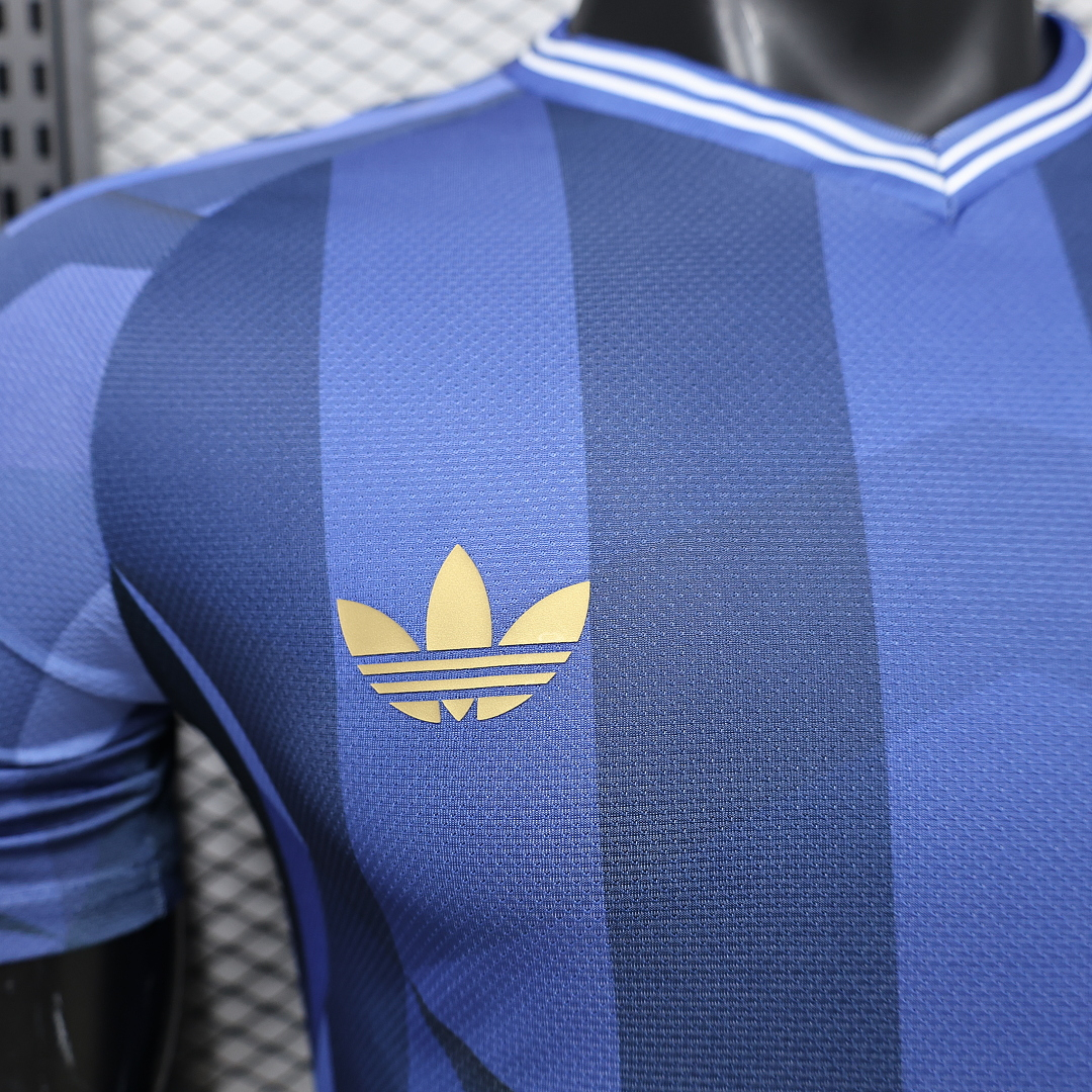 CAMISETA CONCEPTO ARGENTINA VERSIÓN JUGADOR - Imagen 3