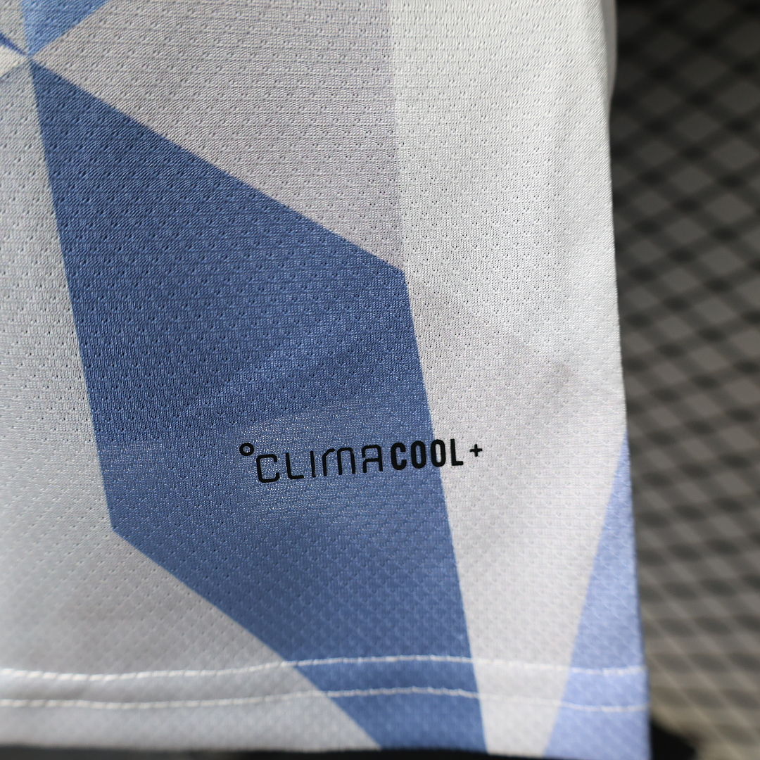 CAMISETA CONCEPTO ARGENTINA VERSIÓN JUGADOR - Imagen 8