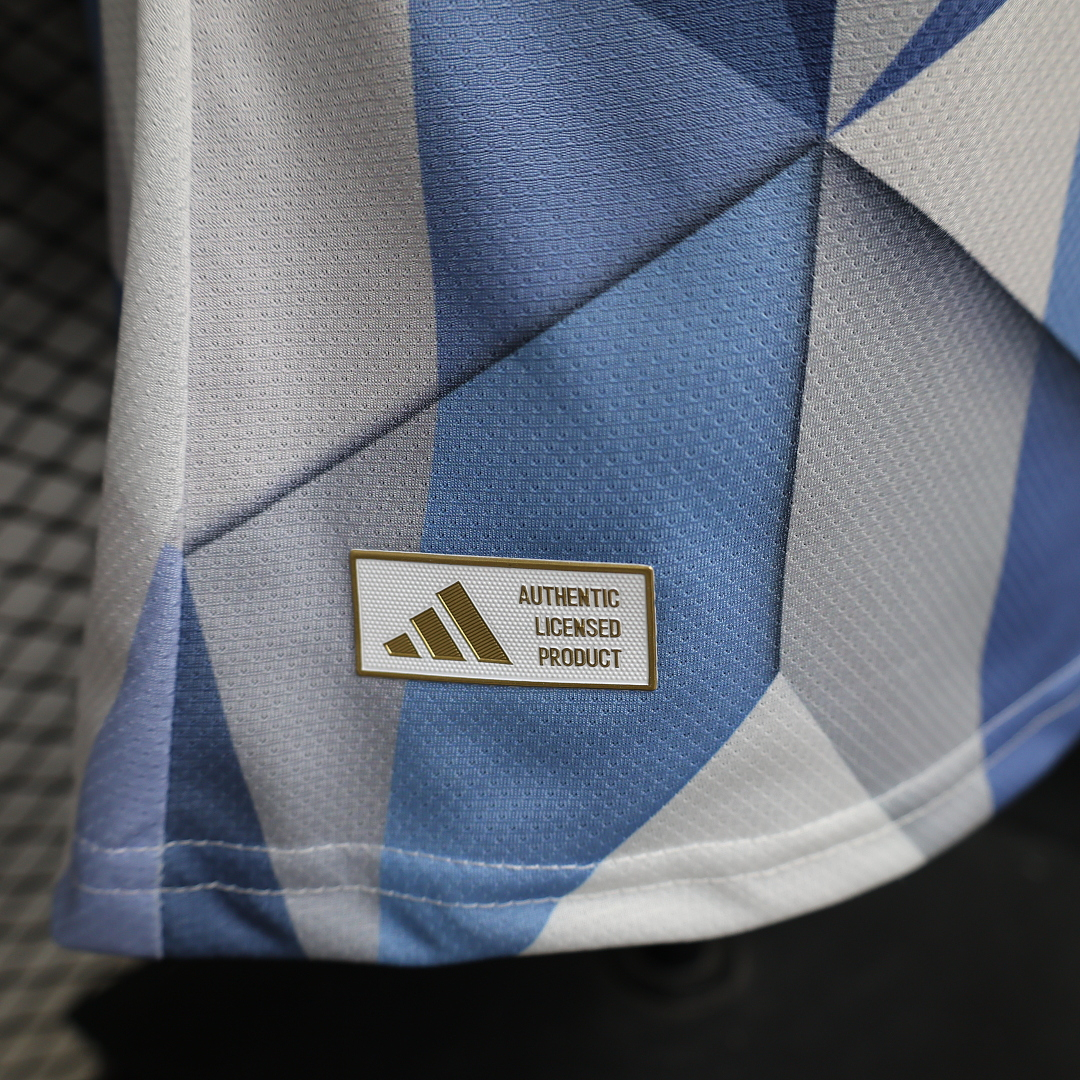 CAMISETA CONCEPTO ARGENTINA VERSIÓN JUGADOR - Imagen 7