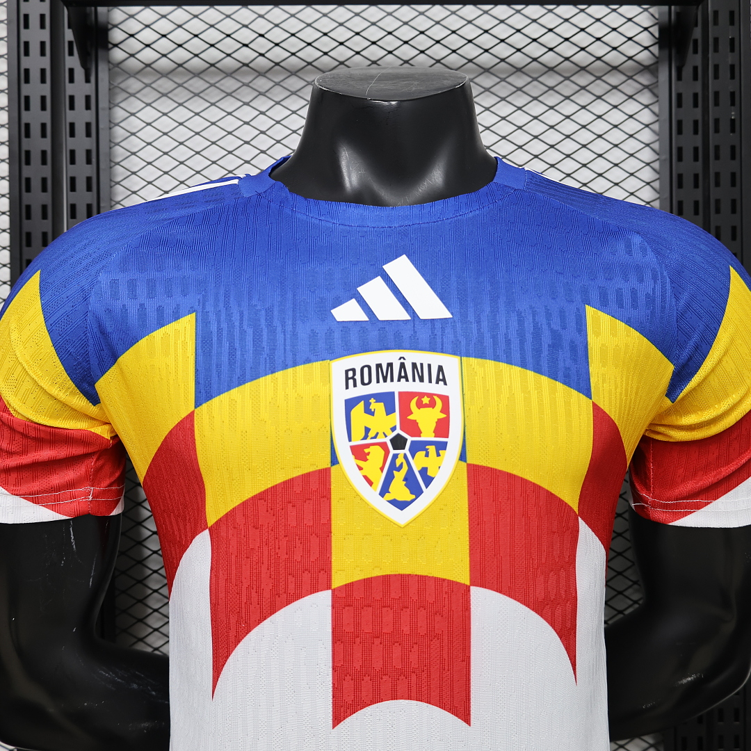 CAMISETA CONCEPTO RUMANÍA VERSIÓN JUGADOR - Imagen 2