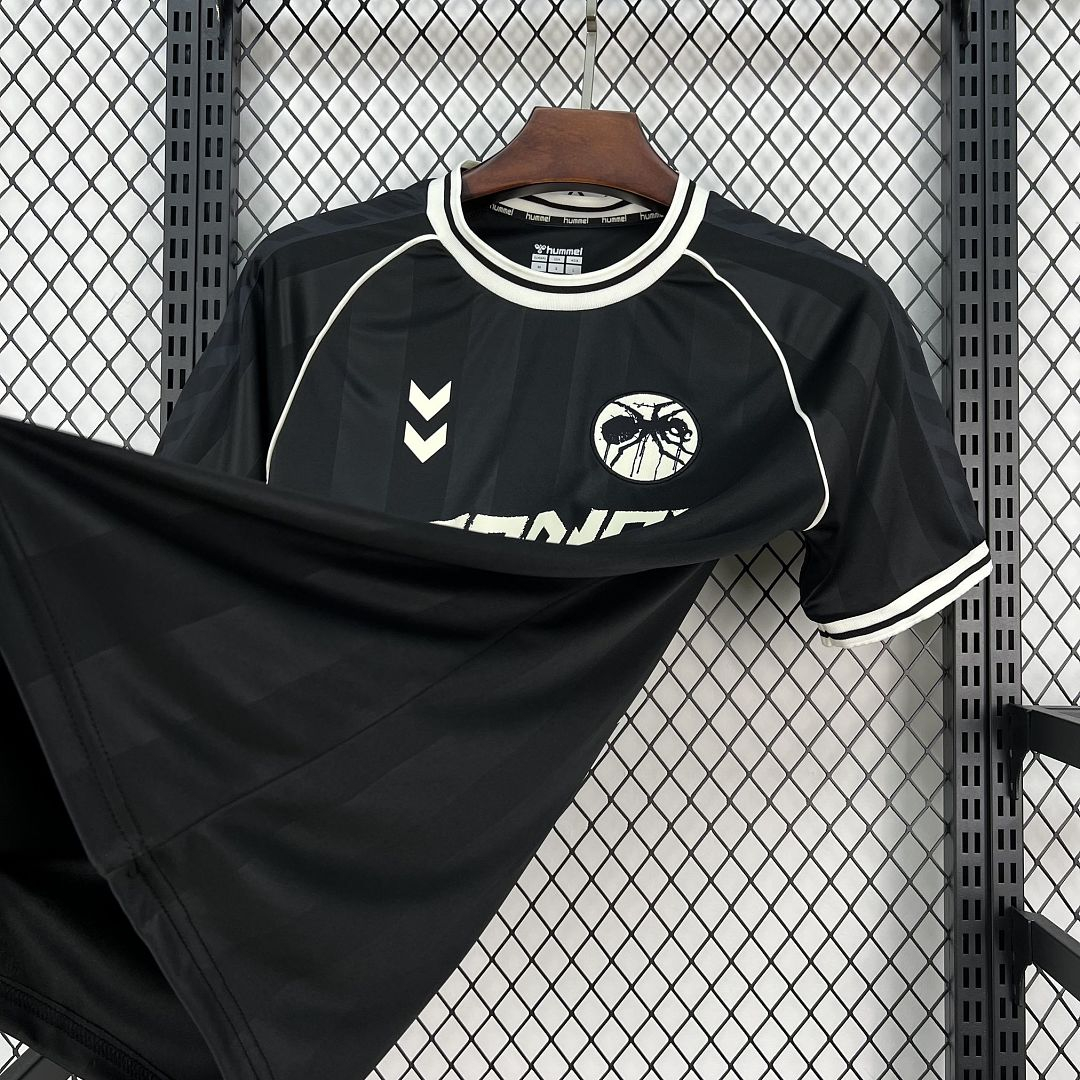 CAMISETA EDICIÓN ESPECIAL THE PRODIGY x HUMMEL VERSIÓN FAN - Imagen 5