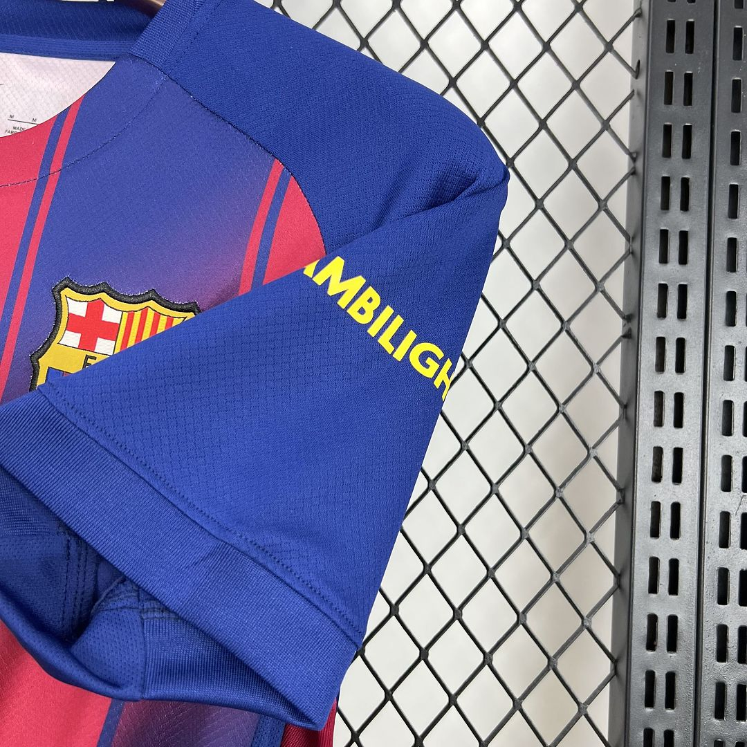 CAMISETA PRIMERA EQUIPACIÓN BARCELONA x OLIVIA RODRIGO 25/26 VERSIÓN FAN - Imagen 4