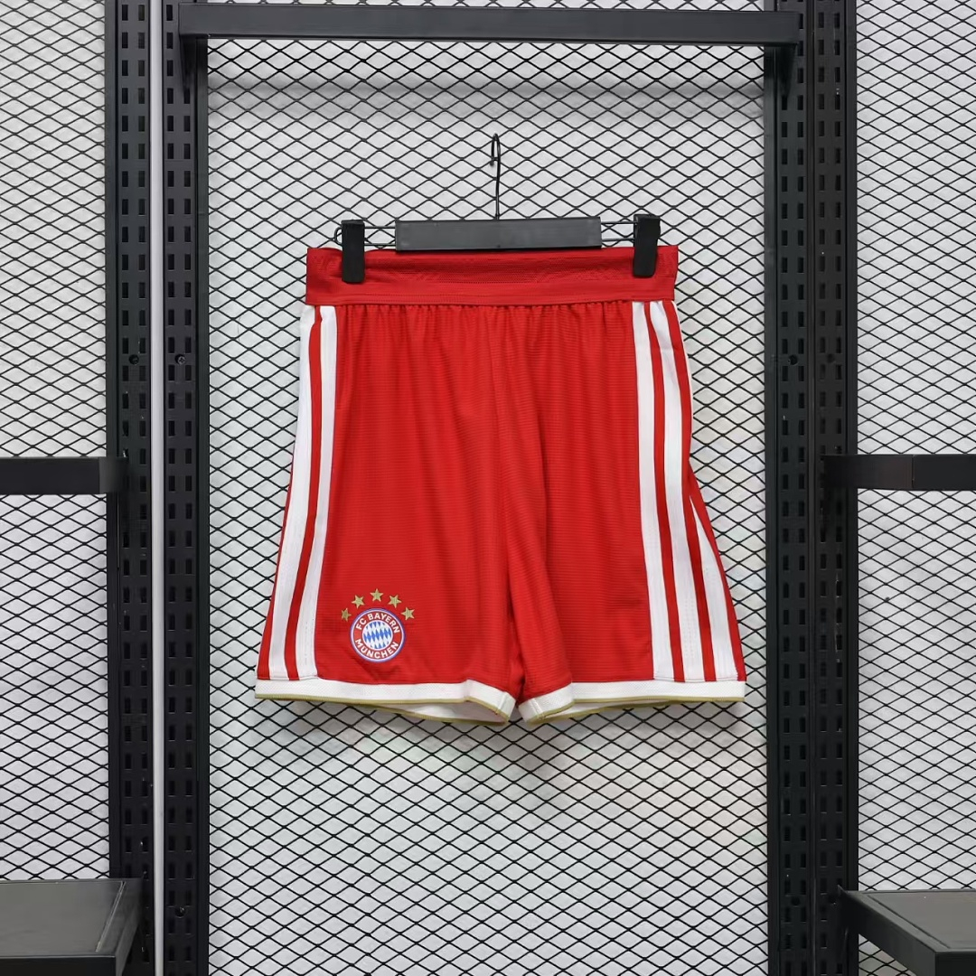SHORTS PRIMERA EQUIPACIÓN BAYERN MUNICH 2026/27 VERSIÓN JUGADOR