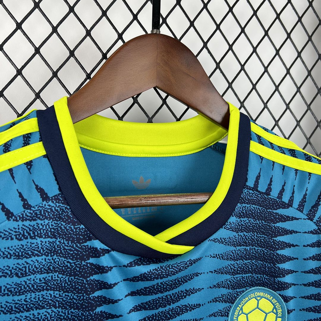 CAMISETA SEGUNDA EQUIPACIÓN COLOMBIA 2026 VERSIÓN FEMENINA - Imagen 3