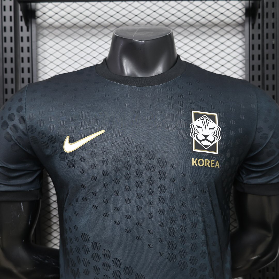 CAMISETA ENTRENAMIENTO COREA DEL SUR x G-DRAGON 2026 VERSIÓN JUGADOR - Imagen 2