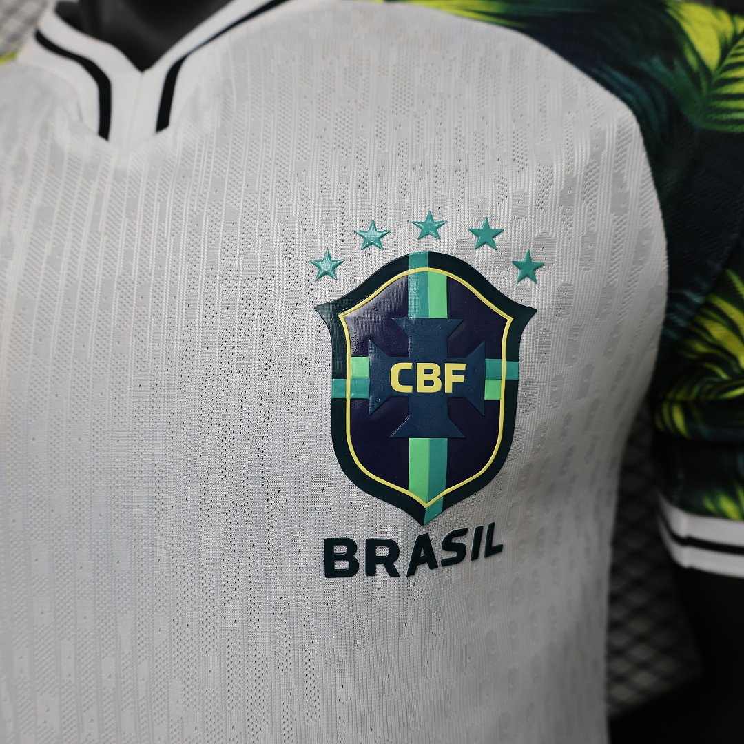 CAMISETA CONCEPTO BRASIL VERSIÓN JUGADOR - Imagen 4