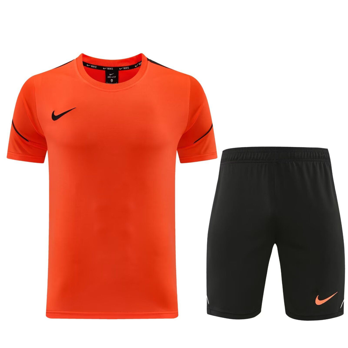 CONJUNTO DE ENTRENAMIENTO NIKE