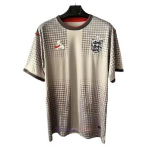 CAMISETA ENTRENAMIENTO INGLATERRA x PALACE 2026 VERSIÓN FAN