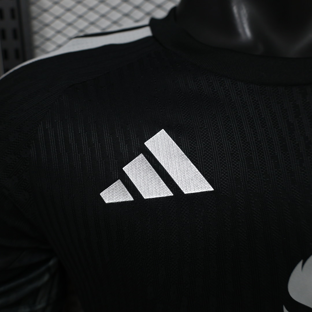 CAMISETA ARQUERO MACHESTER UNITED 2026/27 VERSIÓN JUGADOR - Imagen 3